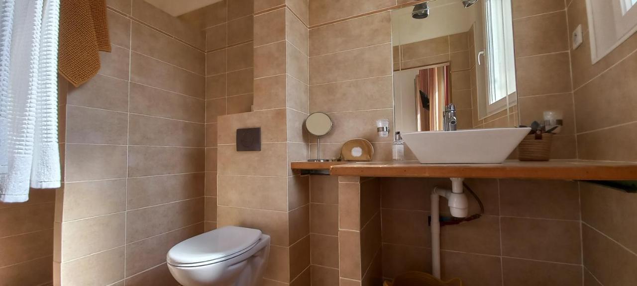 Quadruple Room Private Bathroom