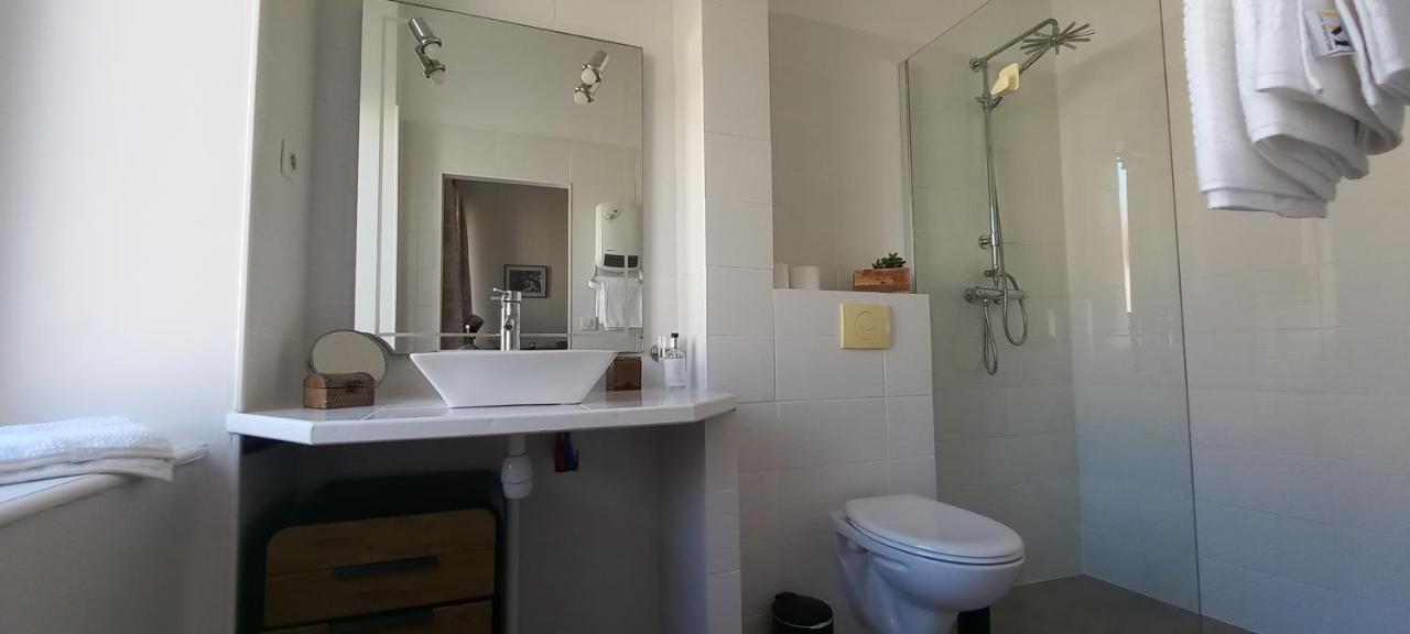 Double Room Private Bathroom