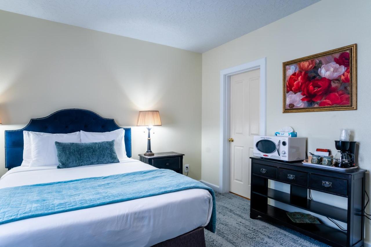 Matthew's Room,1415282562:JPEG