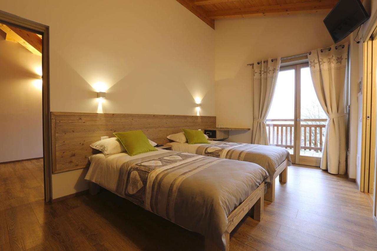 Large Double or Twin Room