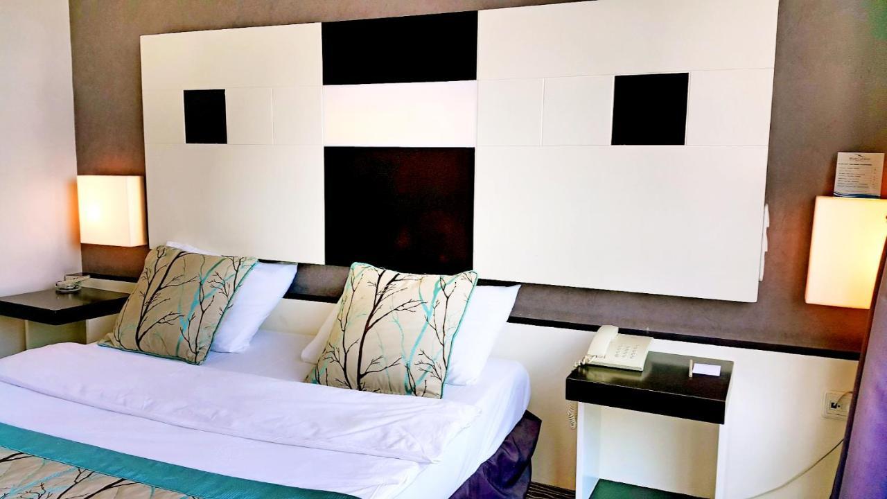 Standard Double or Twin Room Sea View