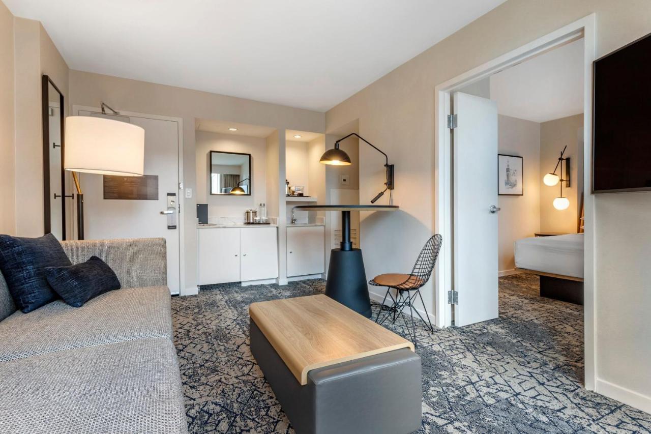 1 Bedroom Suite 2 Double Sofa bed