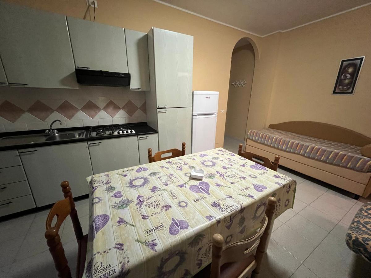 One-Bedroom Apartment,1415404410:JPEG