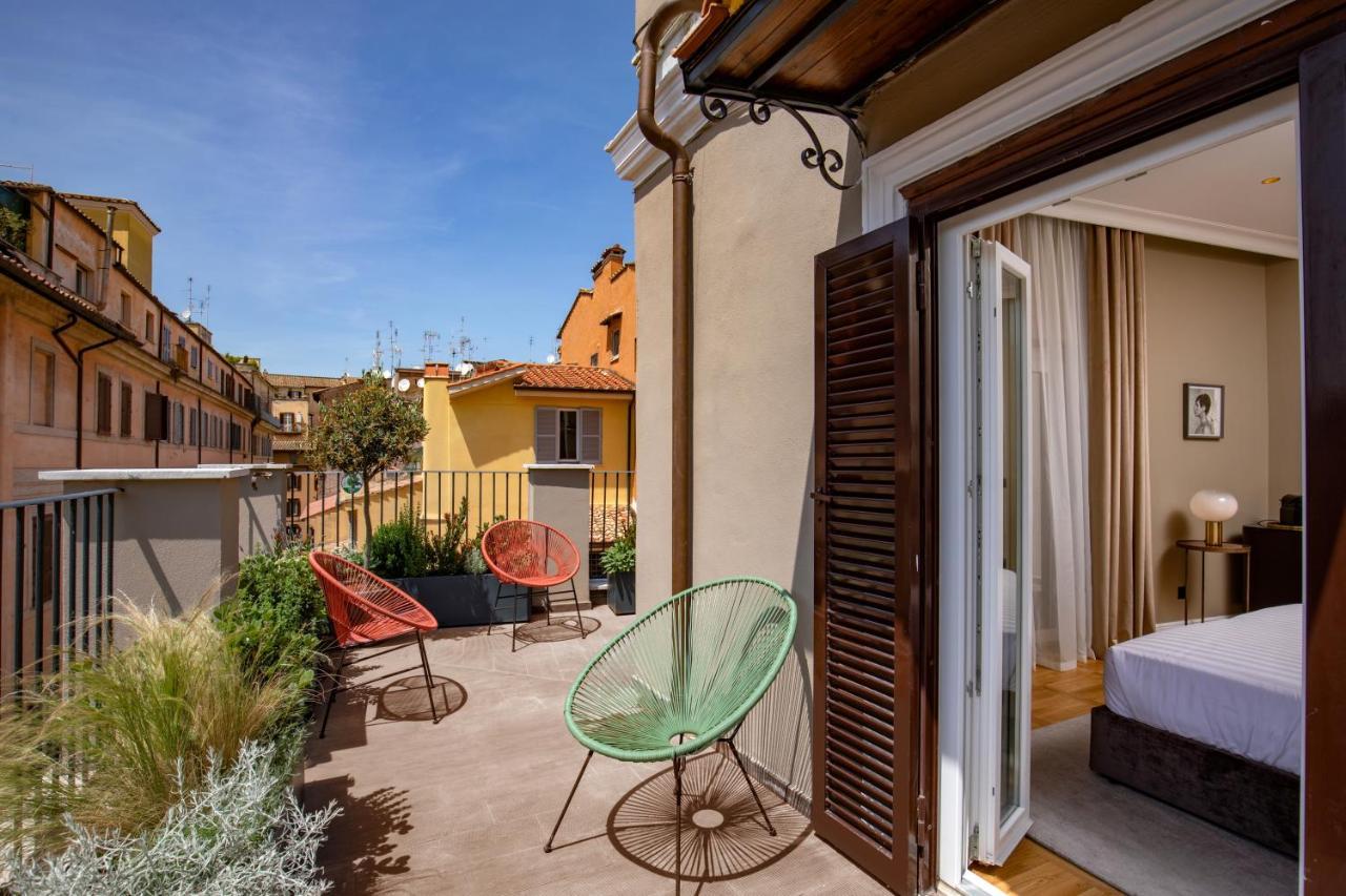 Junior Suite Terrace Via Mario de Fiori 59 A
