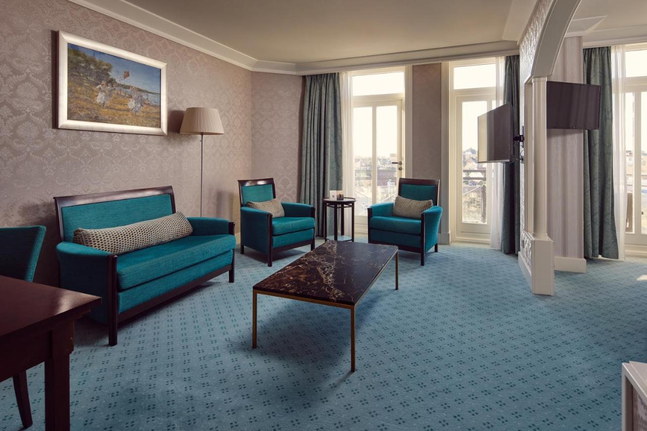 Family Suite Balcony