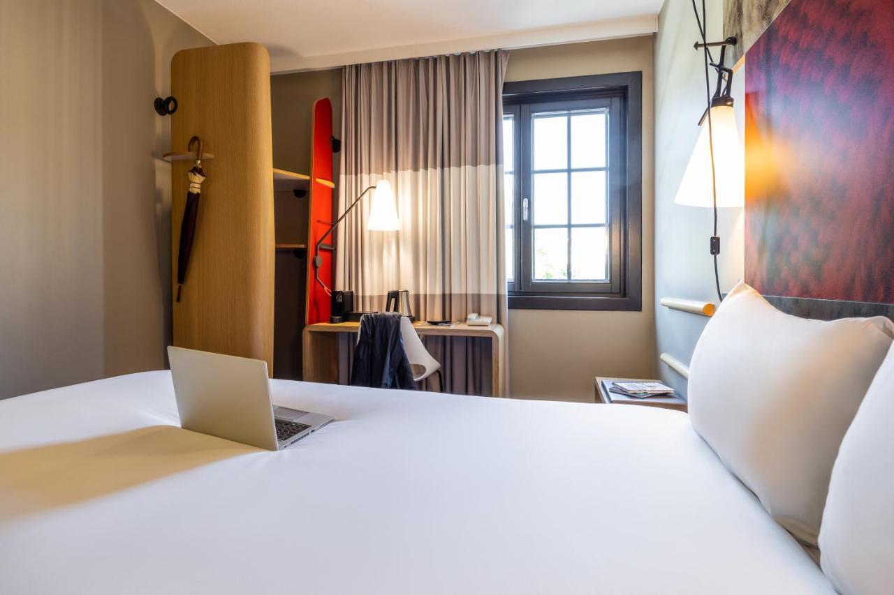 Premium Double Room,1551604657:JPEG