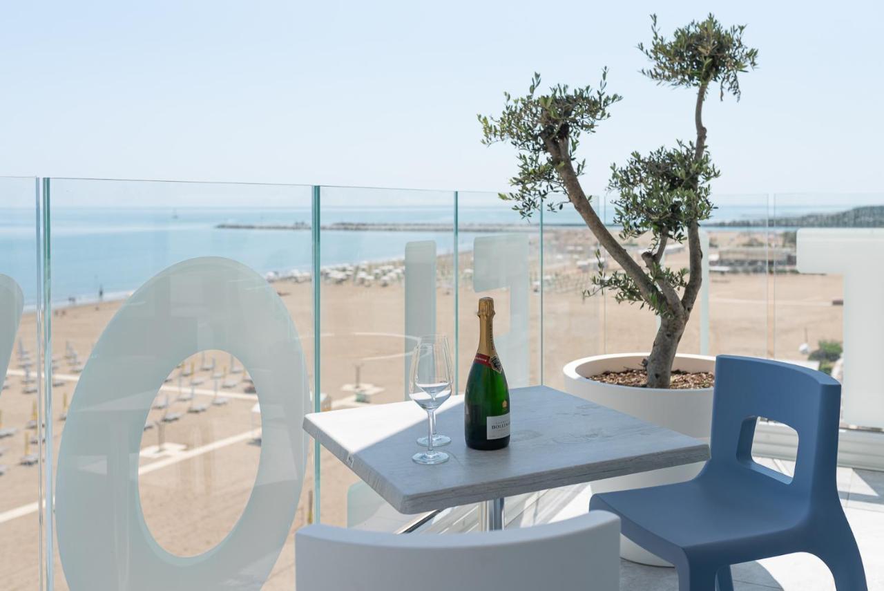 King Room Spa Bath Sea View