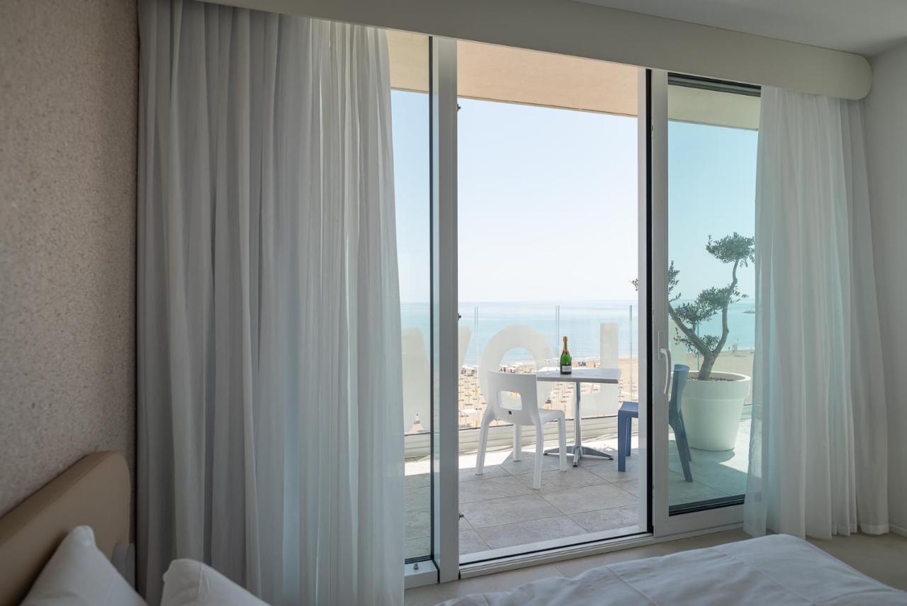 King Room Spa Bath Sea View