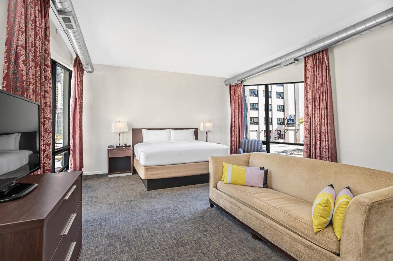 Suite mit Kingsize-Bett und Schlafsofa - Nichtraucher