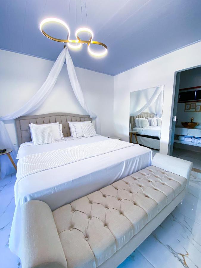 Deluxe Double Room Bath