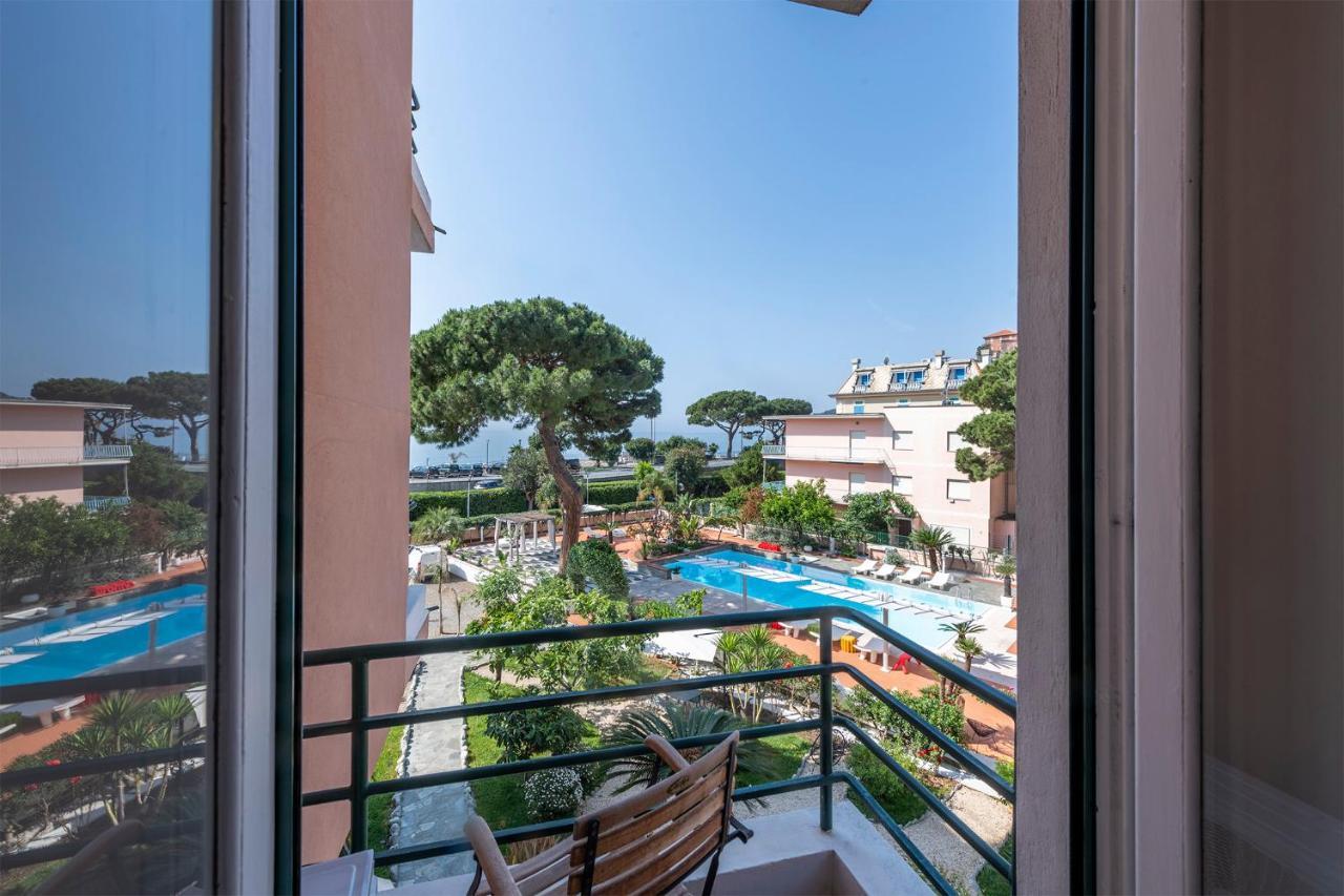 Standard Double or Twin Room Sea View