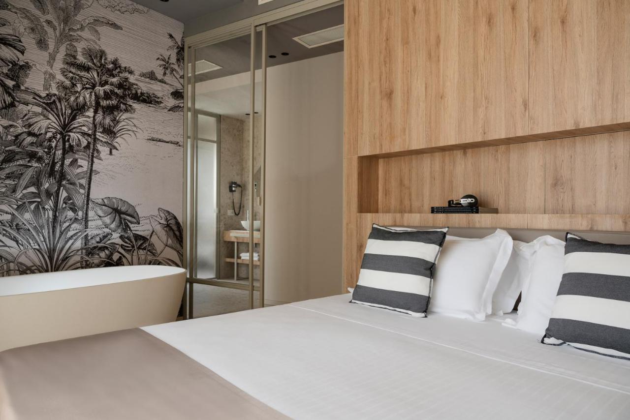Junior Suite with Balcony,1382188388:JPEG