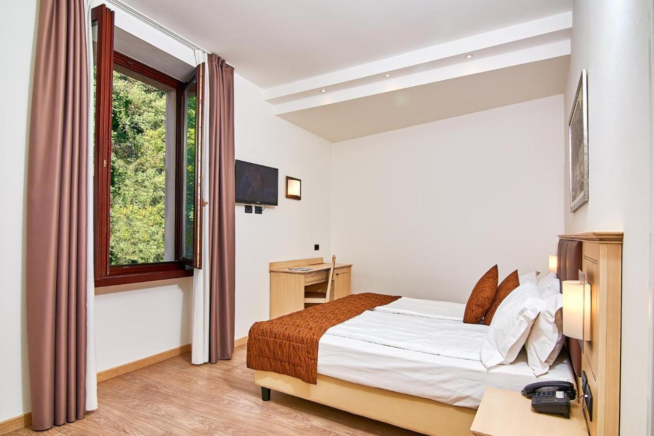 Classic Double or Twin Room,1416613836:JPEG