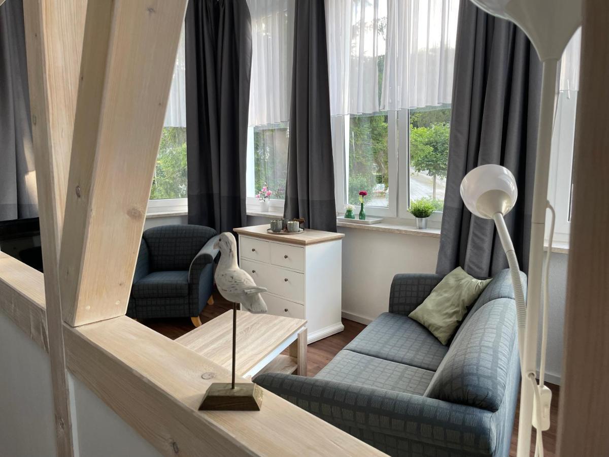 Double Room Lounge