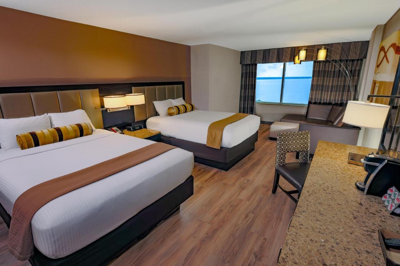 Luxury Room - 2 Queen Beds,1420863192:JPEG