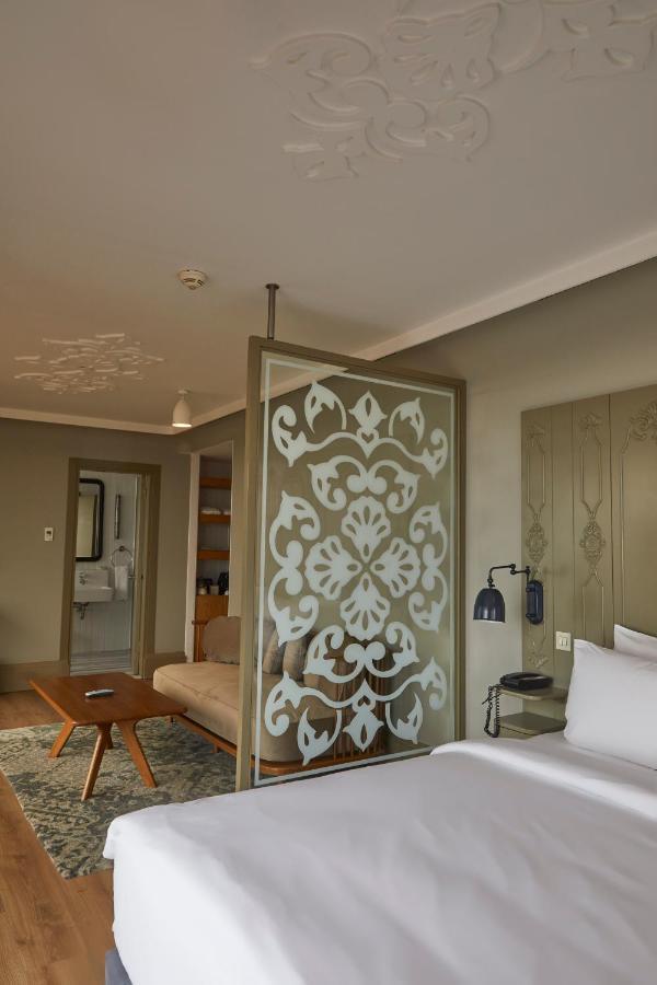 Suite Spa Bath
