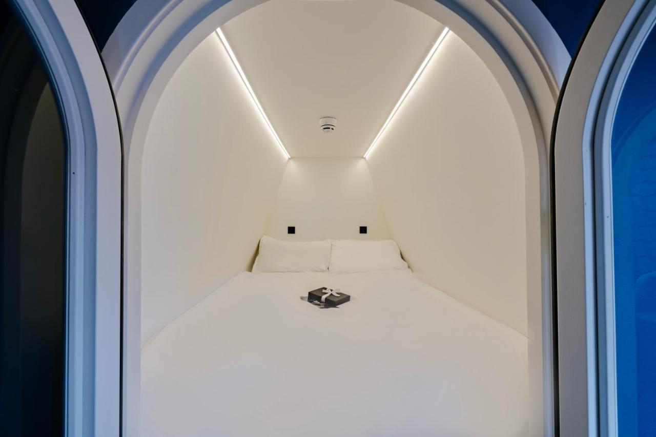 Intimate Suite