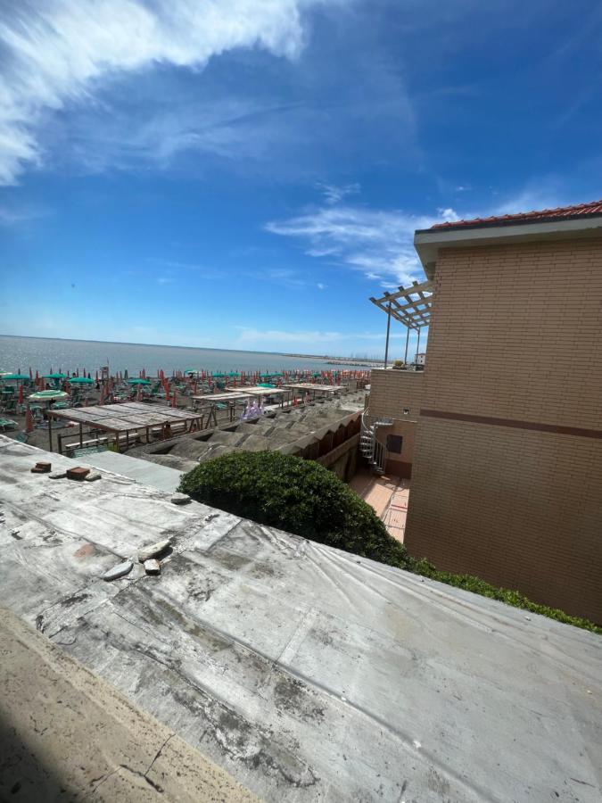 Double or Twin Room Sea View