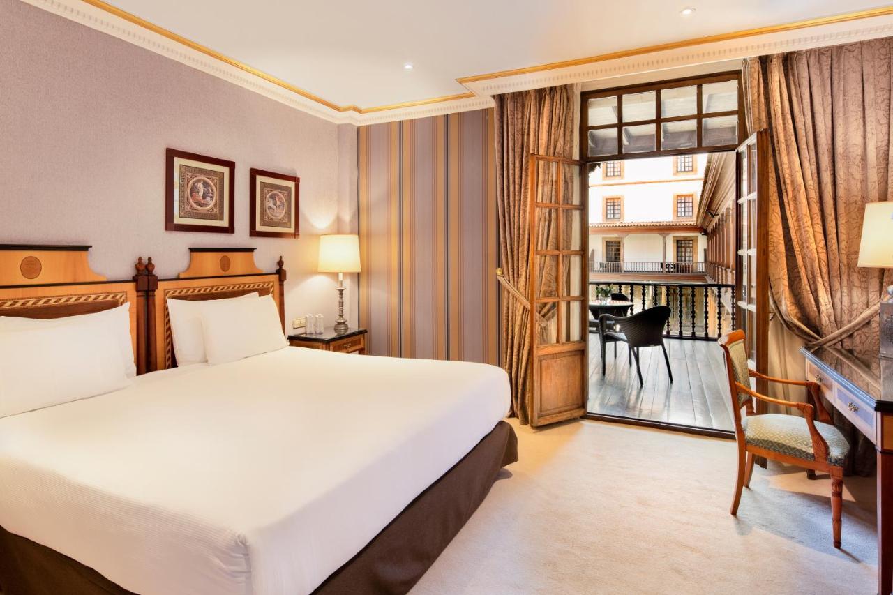Premium Room Terrace views of the Patio de la Reina