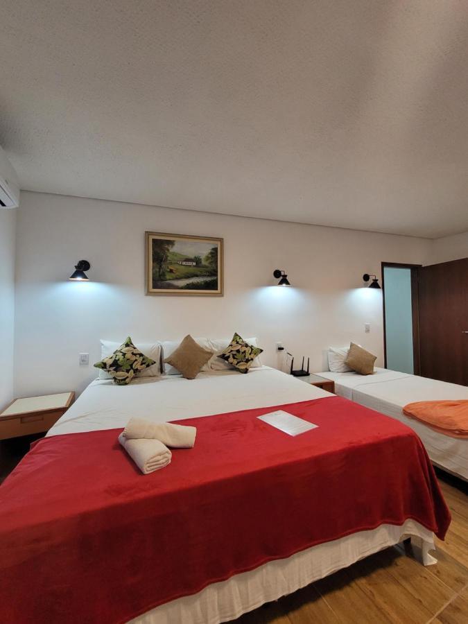 Deluxe Queen Suite