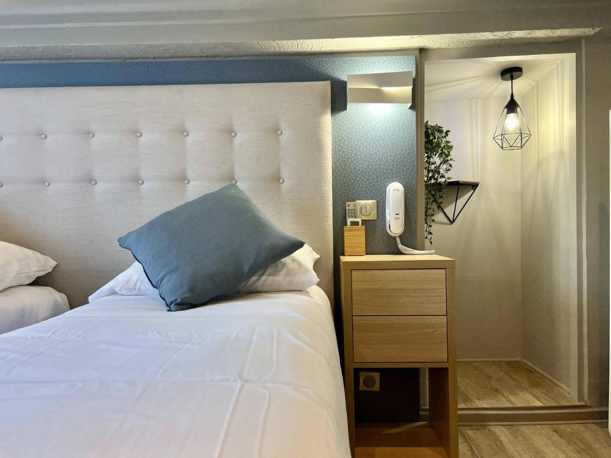 Double or Twin Room Mountain View