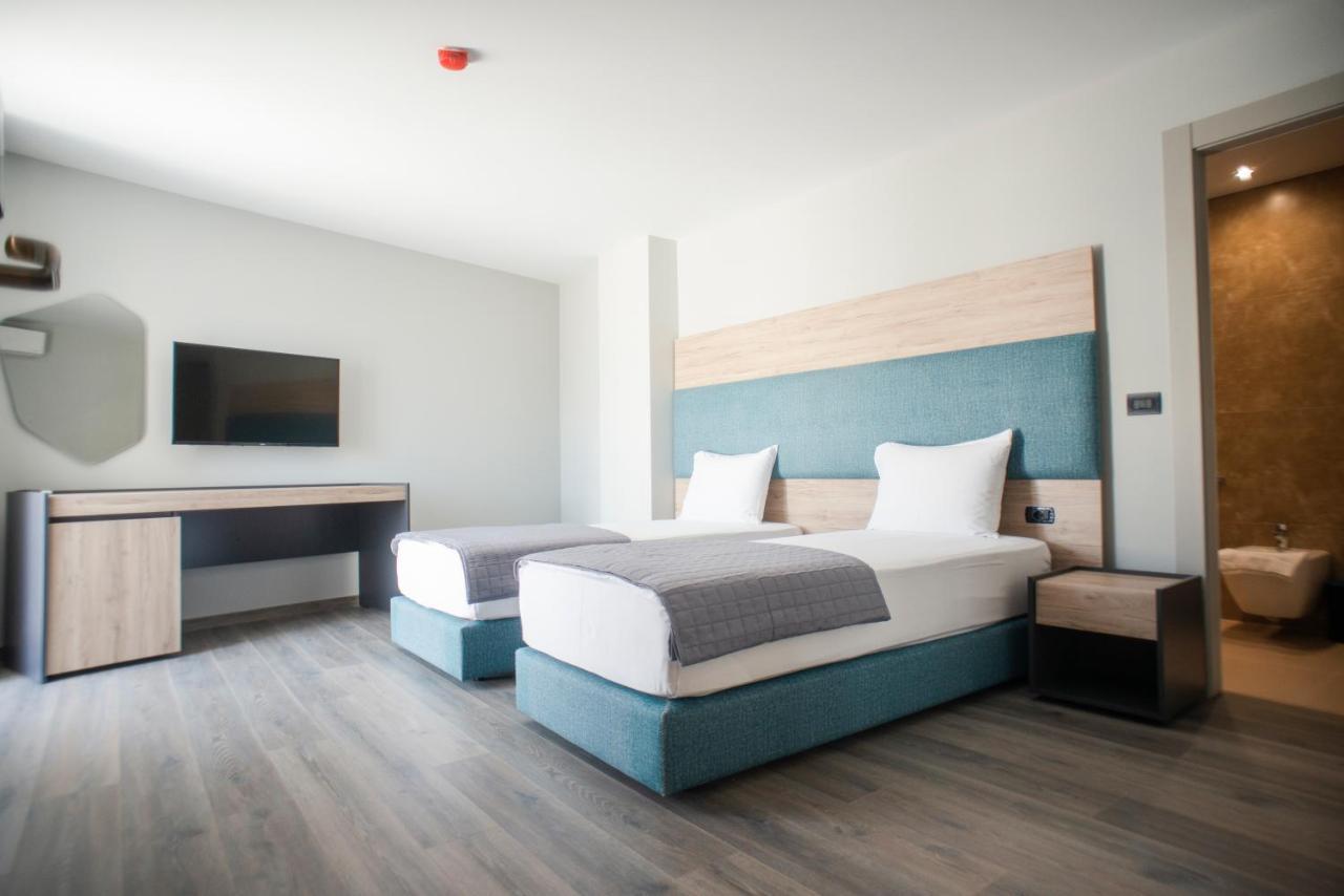 Deluxe Double or Twin Room Sea View
