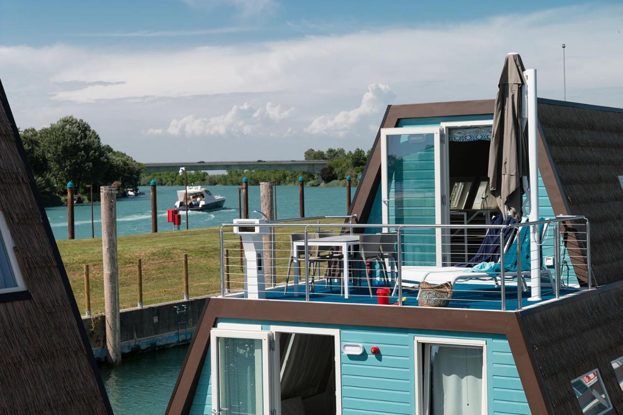 Houseboat