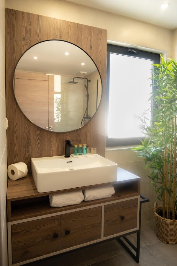 Standard Double or Twin Room Balcony