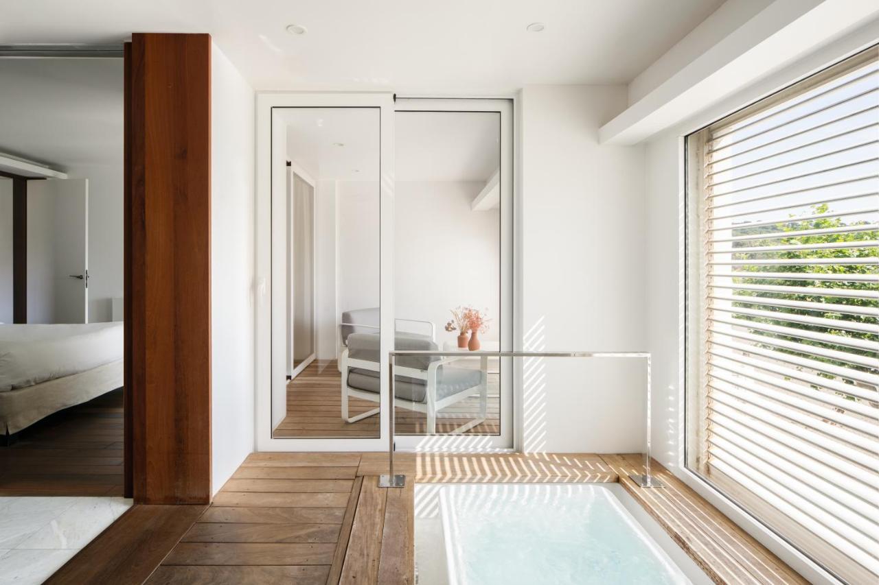 Deluxe Suite with Spa Bath,1419926952:JPEG