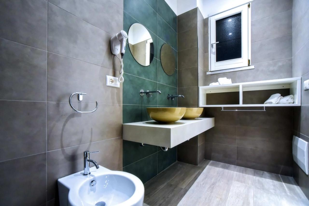 Superior King Room Spa Bath