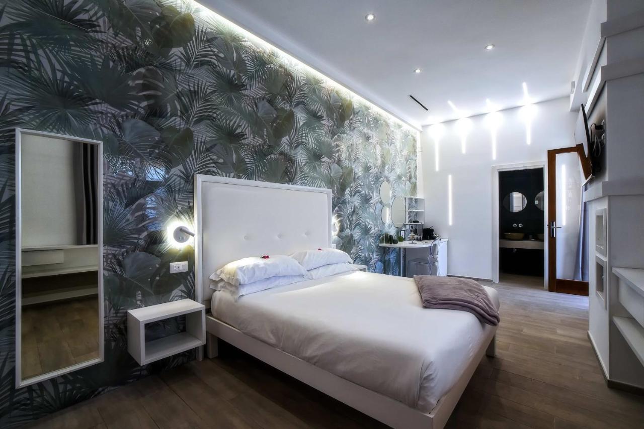 Superior King Room Spa Bath