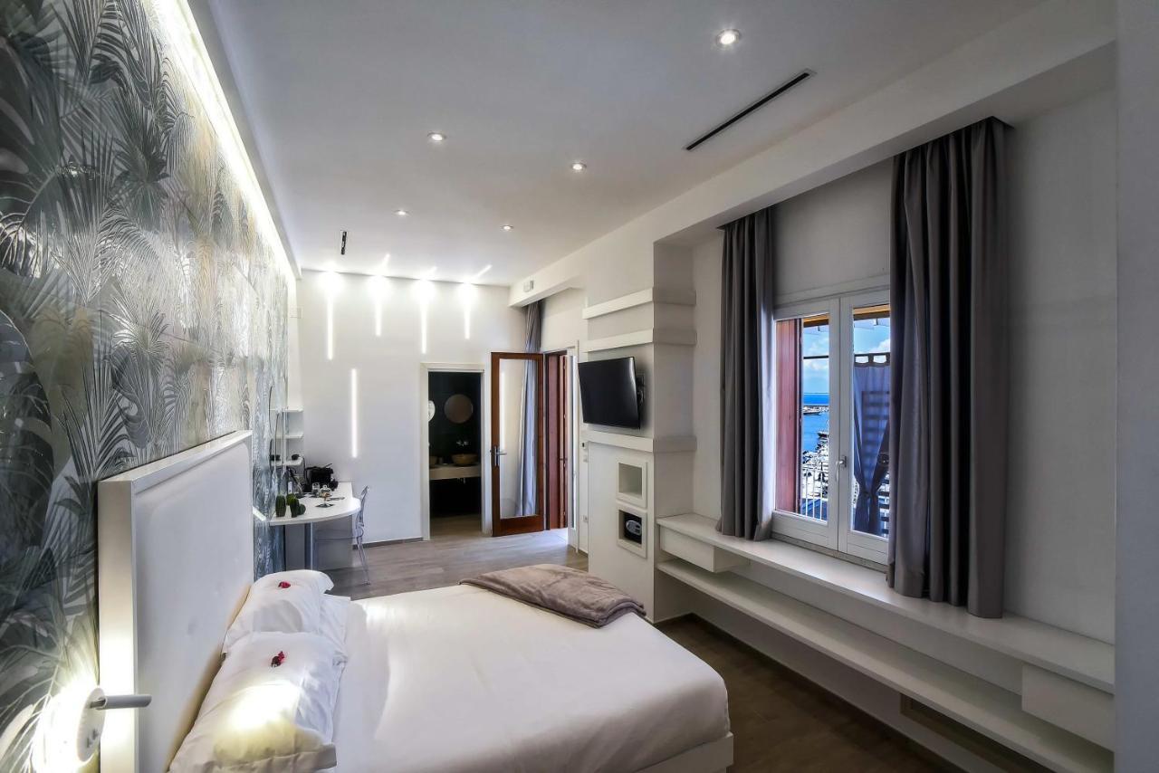 Superior King Room Spa Bath