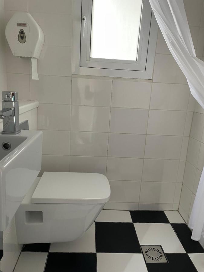 Eenpersoonskamer met Gedeelde Badkamer