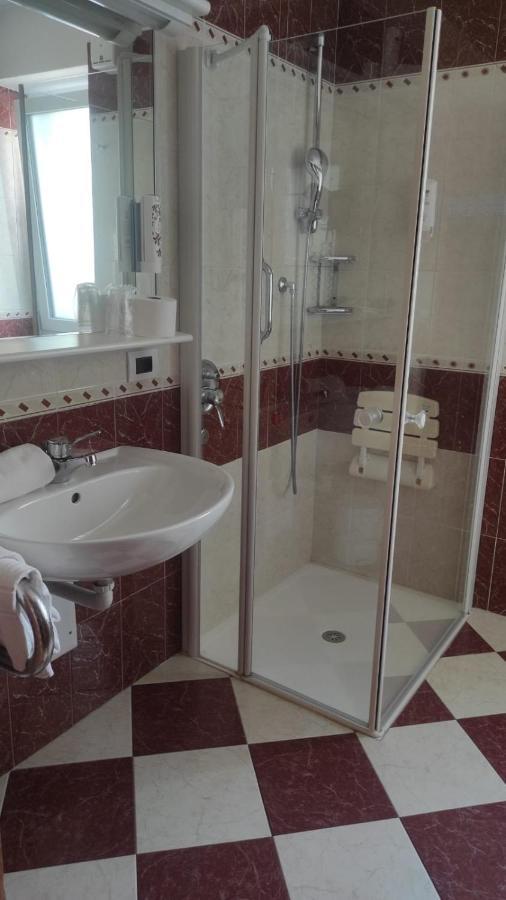 Comfort Double or Twin Room