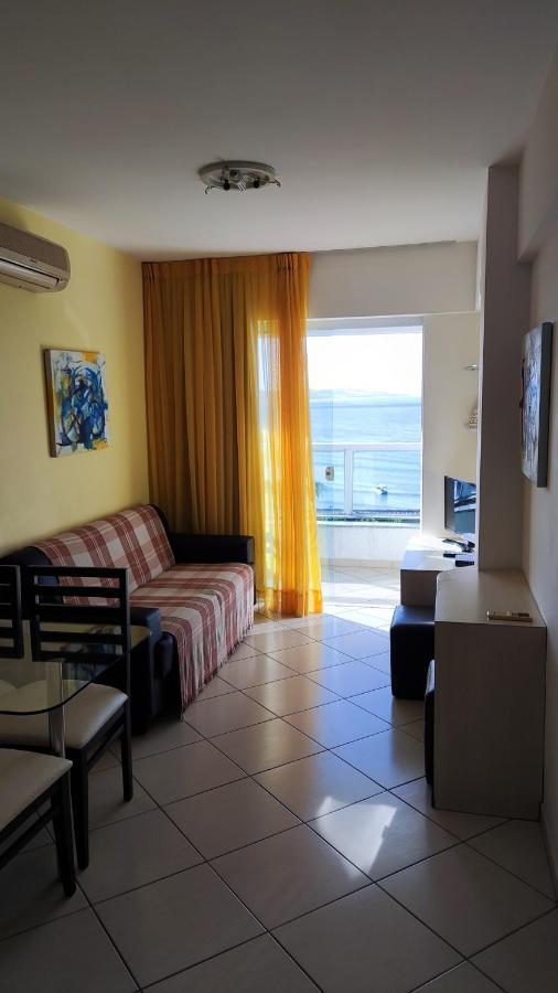 One-Bedroom Apartment Sea View
