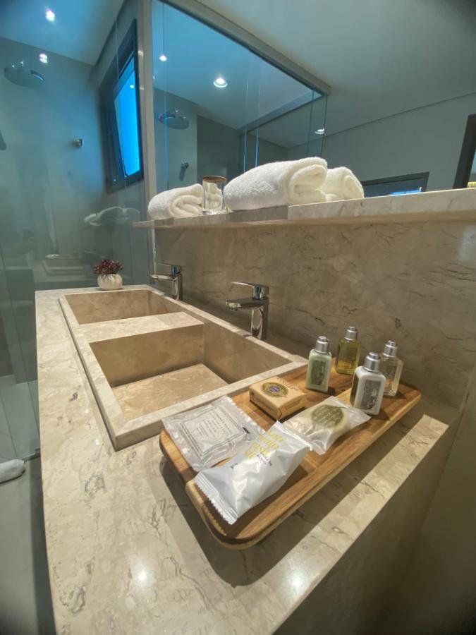King Suite Spa Bath