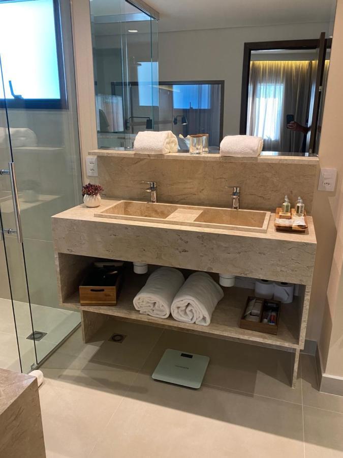 King Suite Spa Bath