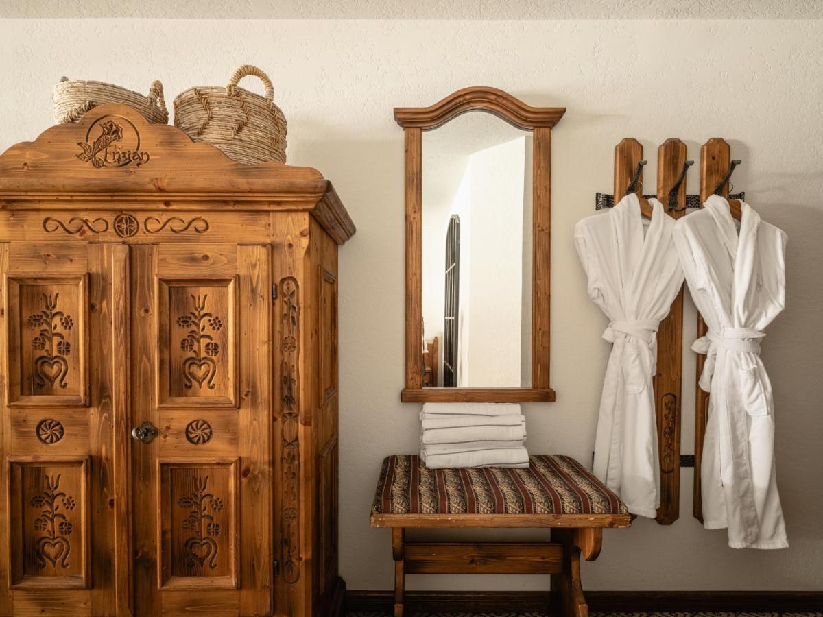 Classic King Room