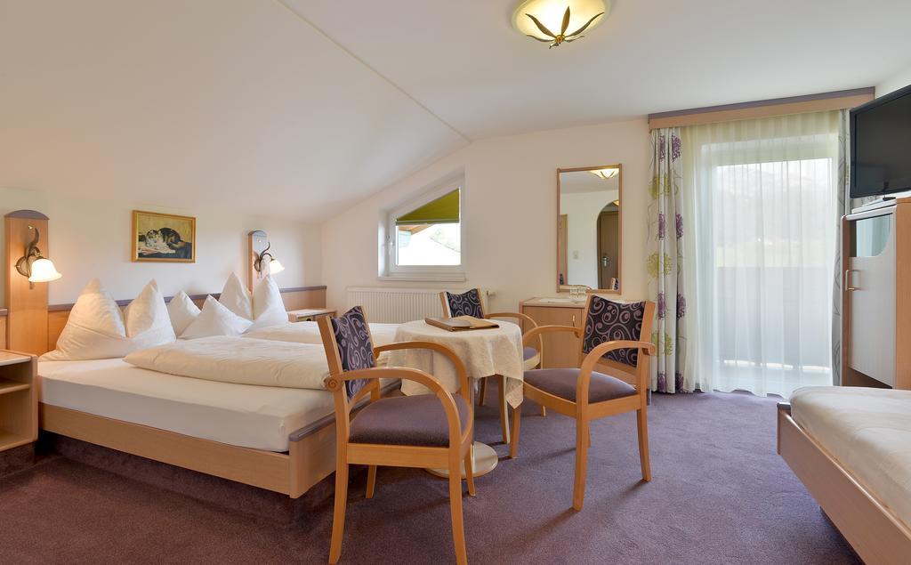 Standard Dreibettzimmer