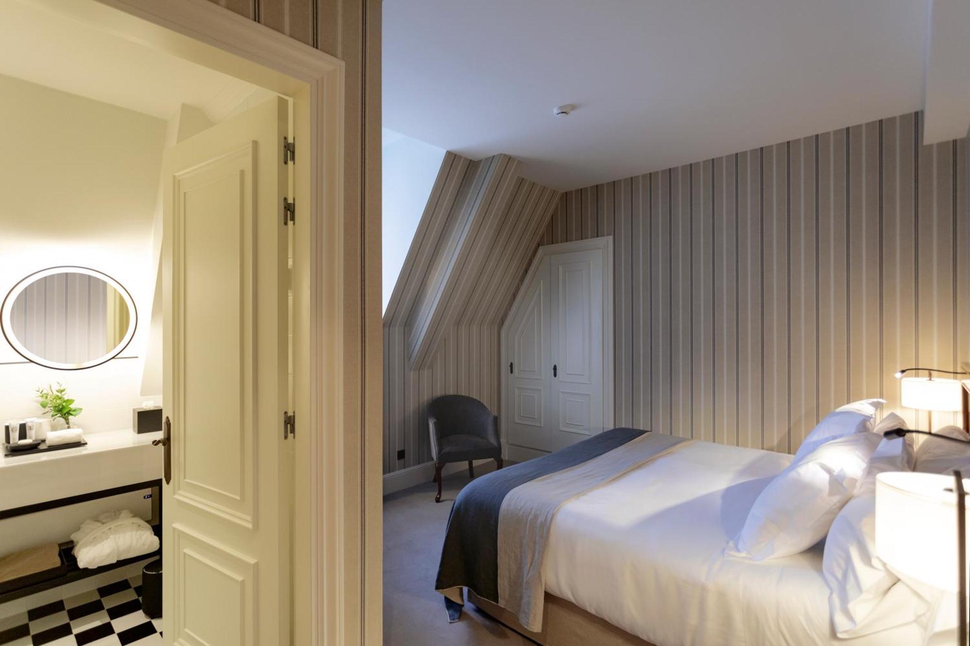 Small Double Room