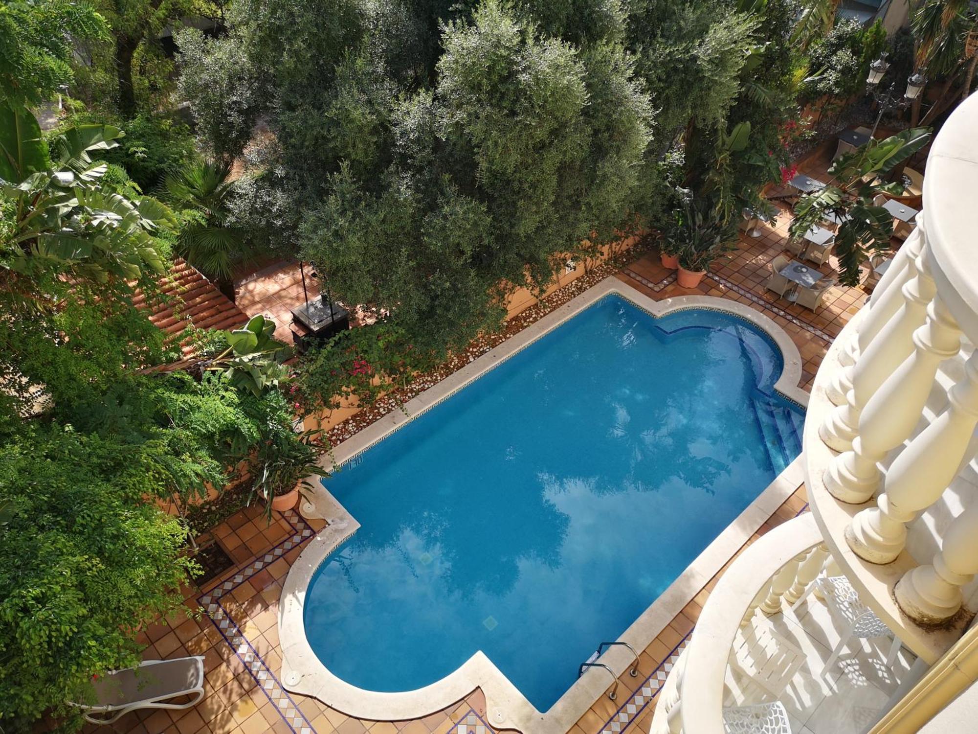 Twin Room Pool View
