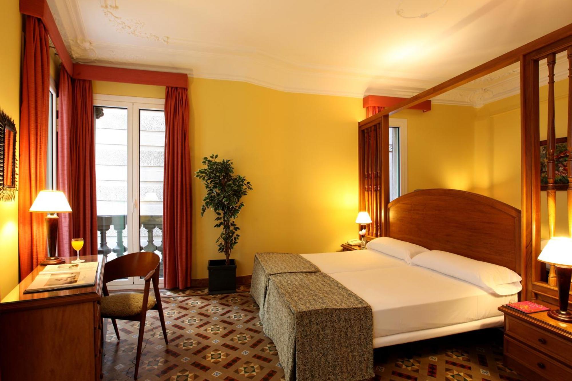 Junior Suite,1431911608:JPEG