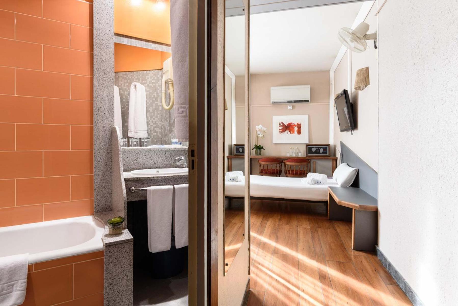Twin Room Extra Bed