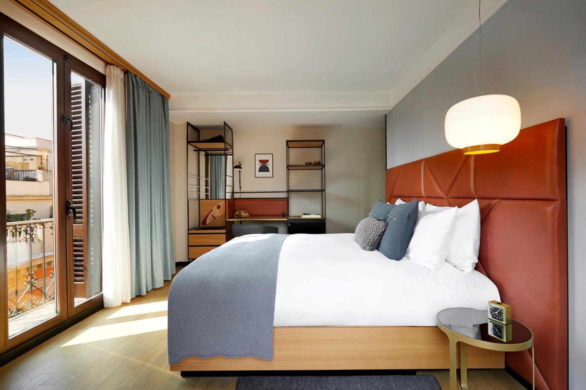 Premium King Room with Balcony,1743318447:JPEG