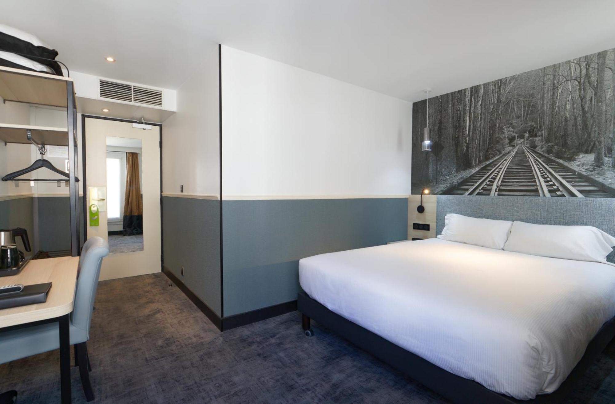 Privilege Double or Twin Room,1293970834:JPEG