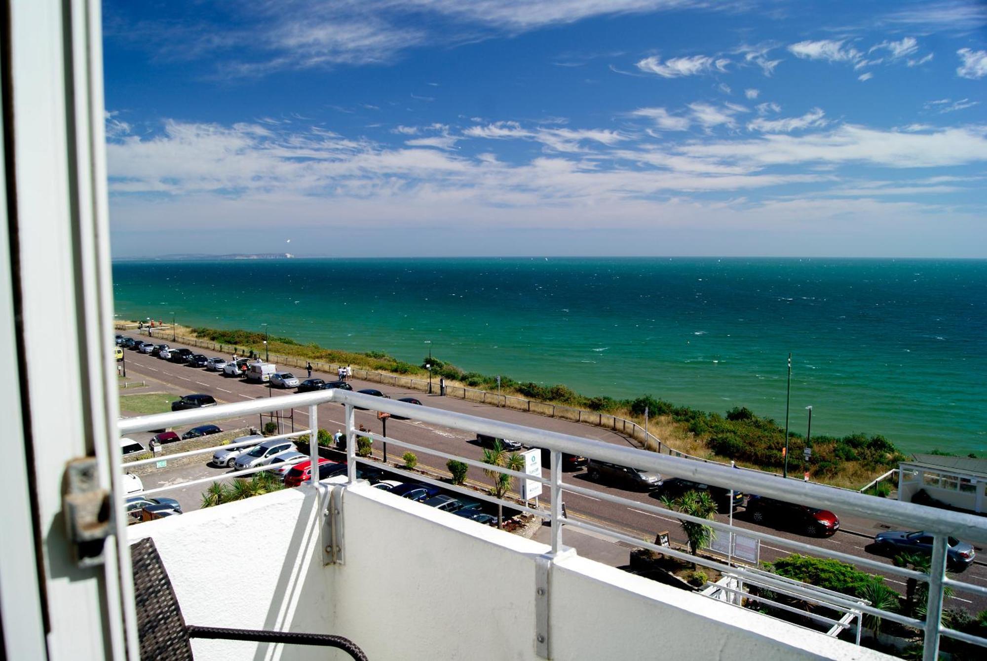Habitación Familiar con vistas al mar (2 adultos + 1 niño)