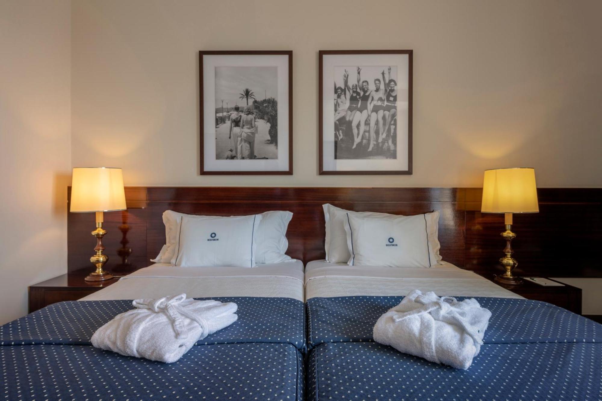 Double or Twin Room with Land View,835919933:JPEG