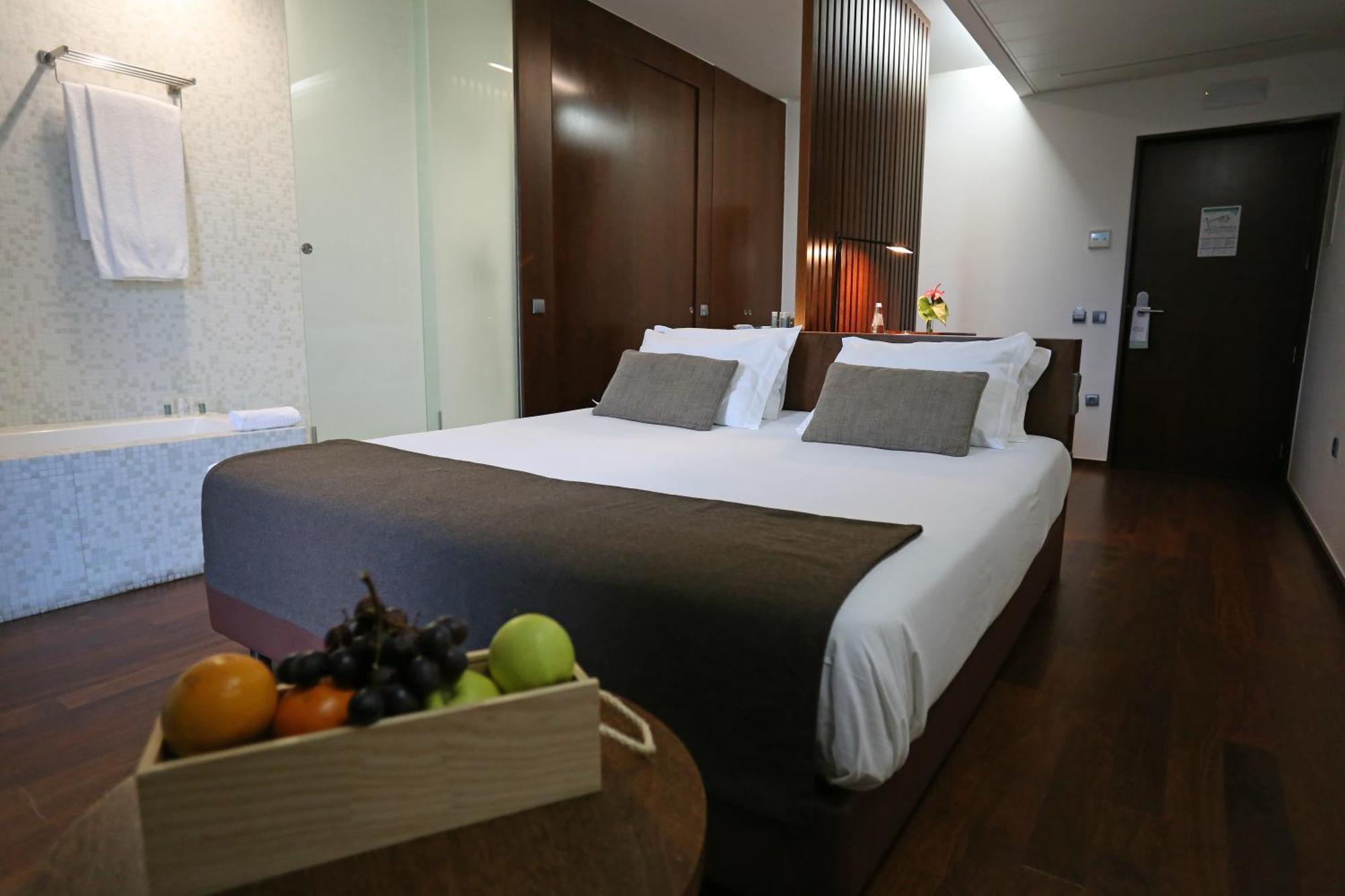 Twin or Double Room Garden View
