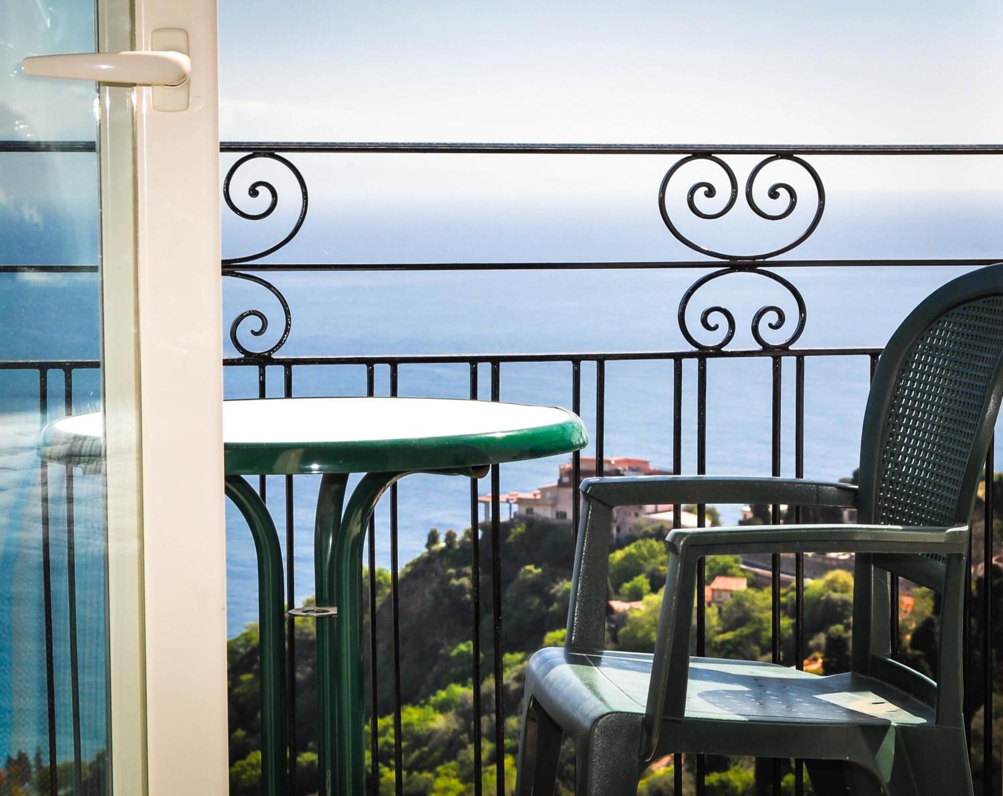 Double or Twin Room Balcony Sea View