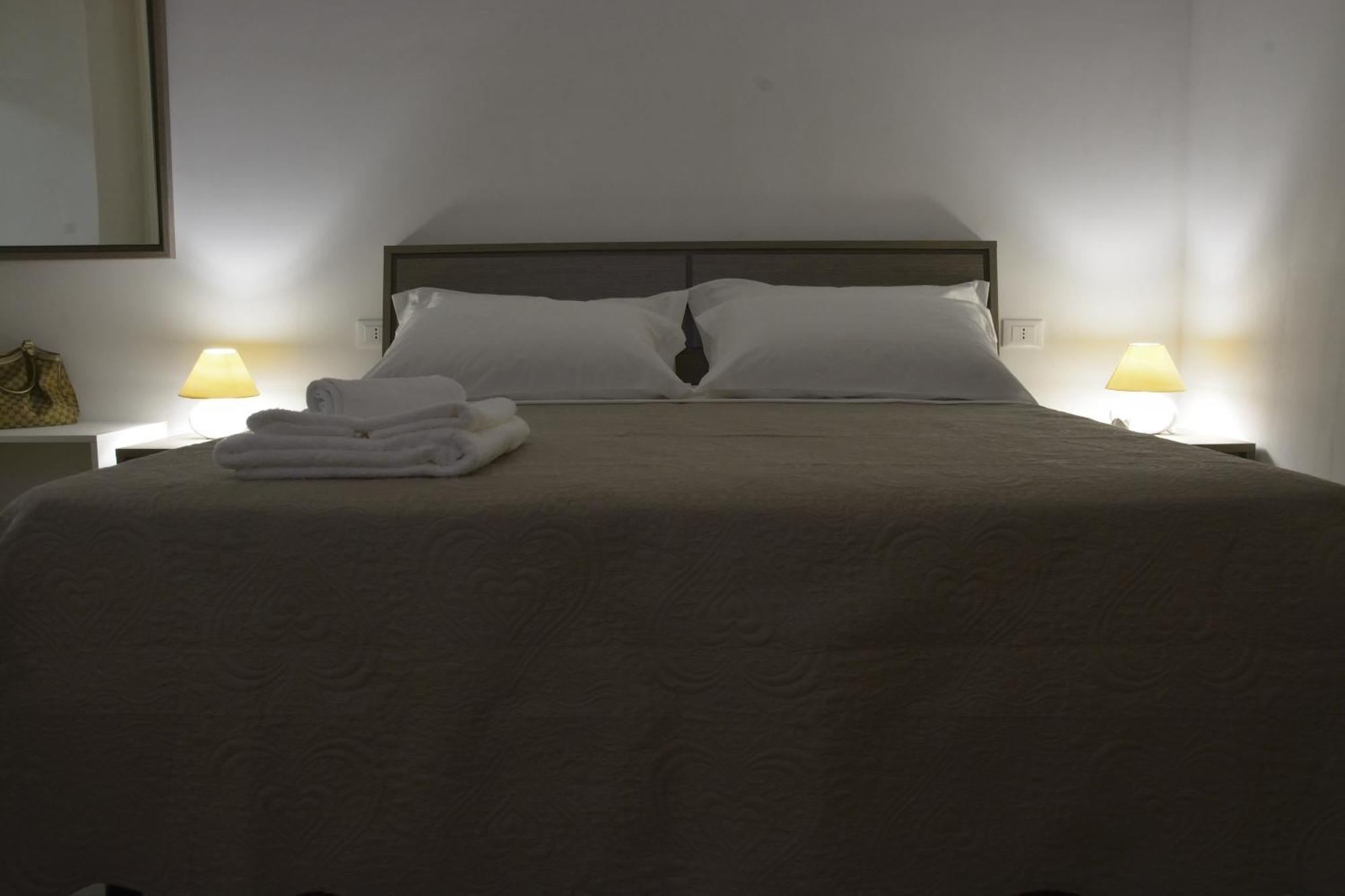 Double Room Private Bathroom